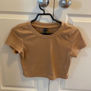 2 for 8$  shein cropped t shirt